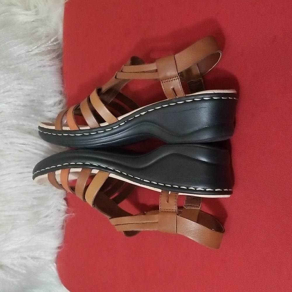 CLARK'S SANDALS - Picture 6 of 9